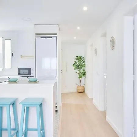 Apartamento Lovely 2 Bedroom With Terrace